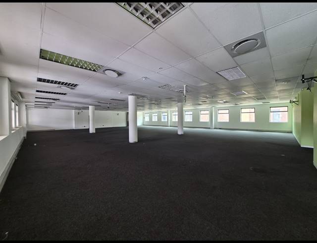 849M² OFFICE TO LET IN SUNNINGHILL